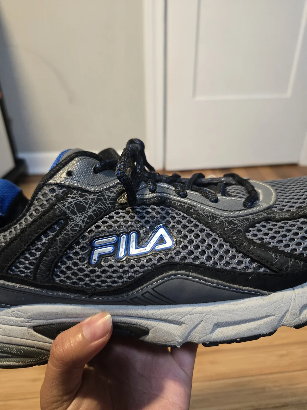 Fila Men’s Gray Athletic Mesh Sneakers with Blue Accents